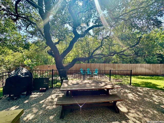 15502 CLOVER RDG, San Antonio, TX 78248