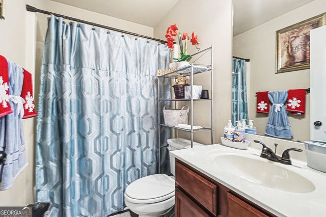 1952 Poplar Falls Avenue, Lithonia, GA 30058