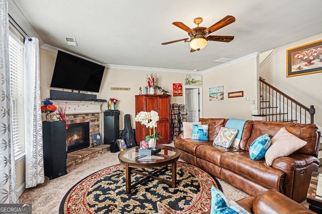 1952 Poplar Falls Avenue, Lithonia, GA 30058
