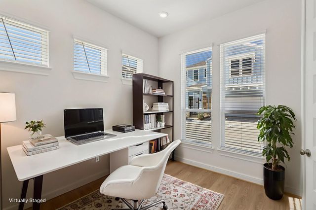 708 Topwater Trail, Kemah, TX 77565