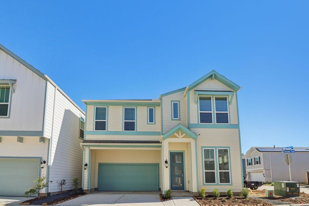 708 Topwater Trail, Kemah, TX 77565