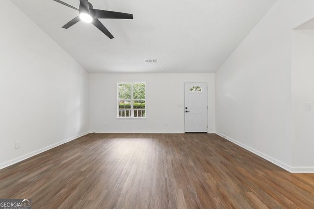 85 Settlers Mill Run, Hiram, GA 30141