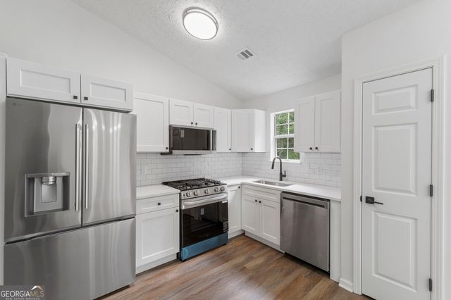 85 Settlers Mill Run, Hiram, GA 30141