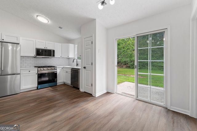 85 Settlers Mill Run, Hiram, GA 30141