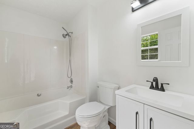 85 Settlers Mill Run, Hiram, GA 30141
