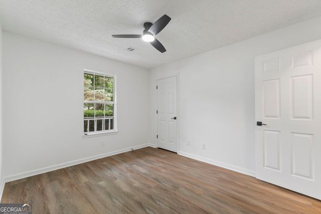 85 Settlers Mill Run, Hiram, GA 30141