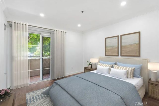 801 Pine 104, Long Beach, CA 90813
