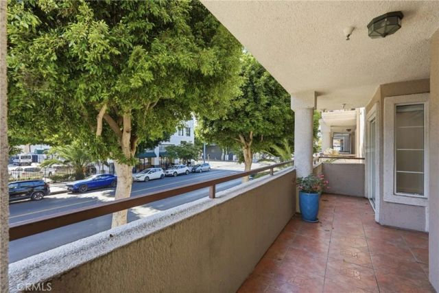 801 Pine 104, Long Beach, CA 90813