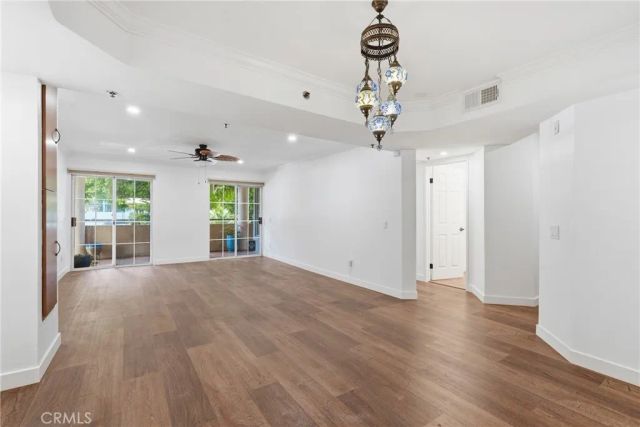801 Pine 104, Long Beach, CA 90813