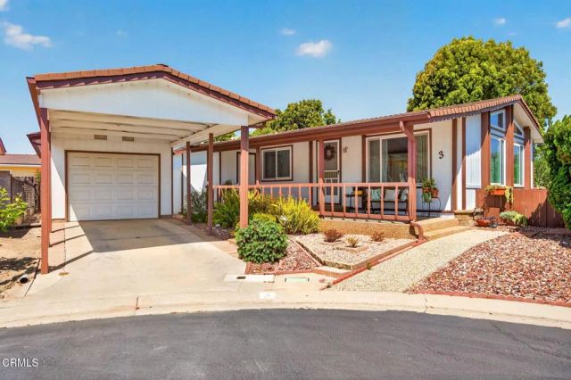 3 Poinsettia Gardens Drive 3, Ventura, CA 93004