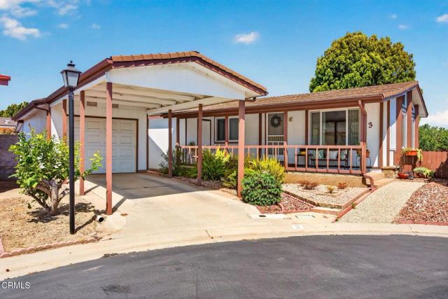 3 Poinsettia Gardens Drive 3, Ventura, CA 93004