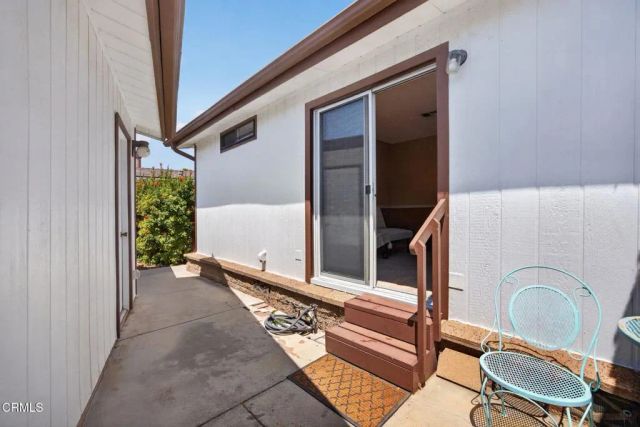 3 Poinsettia Gardens Drive 3, Ventura, CA 93004