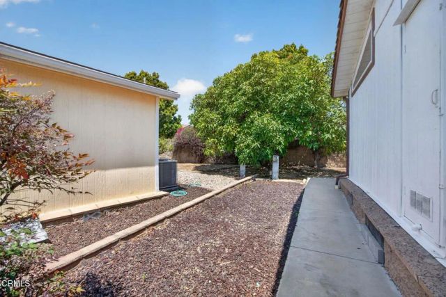3 Poinsettia Gardens Drive 3, Ventura, CA 93004