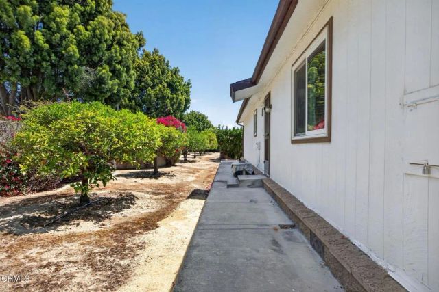 3 Poinsettia Gardens Drive 3, Ventura, CA 93004
