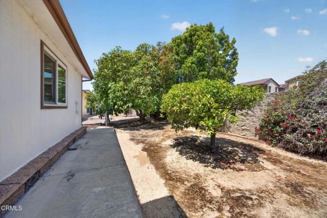 3 Poinsettia Gardens Drive 3, Ventura, CA 93004