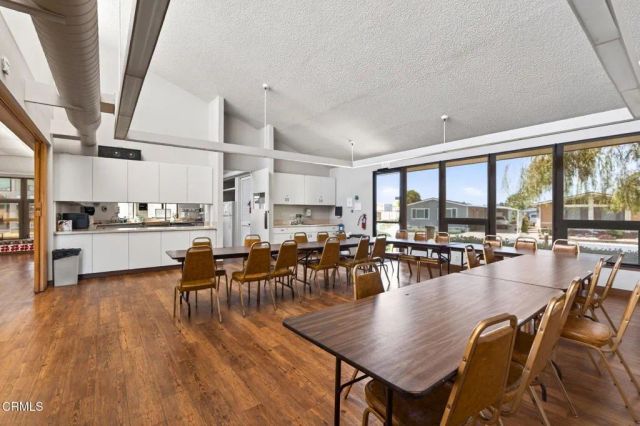 3 Poinsettia Gardens Drive 3, Ventura, CA 93004