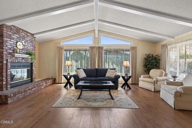 3 Poinsettia Gardens Drive 3, Ventura, CA 93004