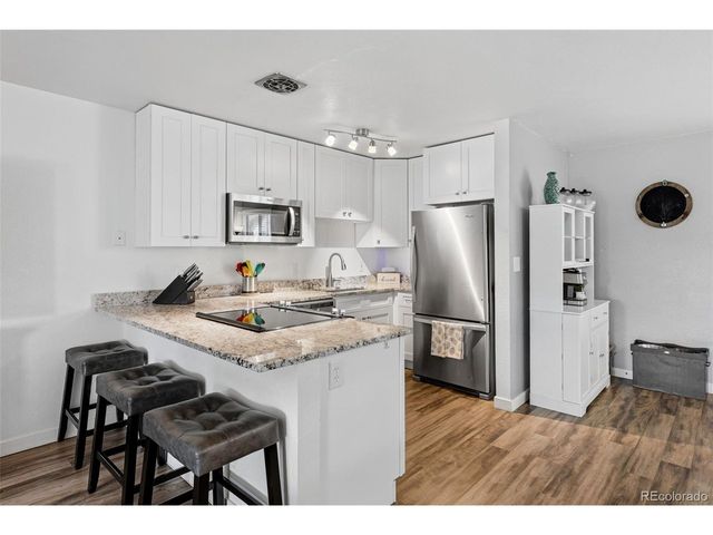 2245 W Vassar Ave, Englewood, CO 80110