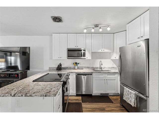 2245 W Vassar Ave, Englewood, CO 80110