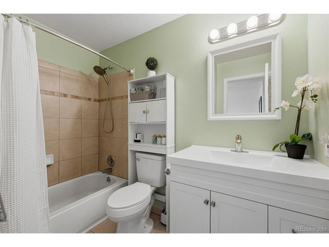 2245 W Vassar Ave, Englewood, CO 80110