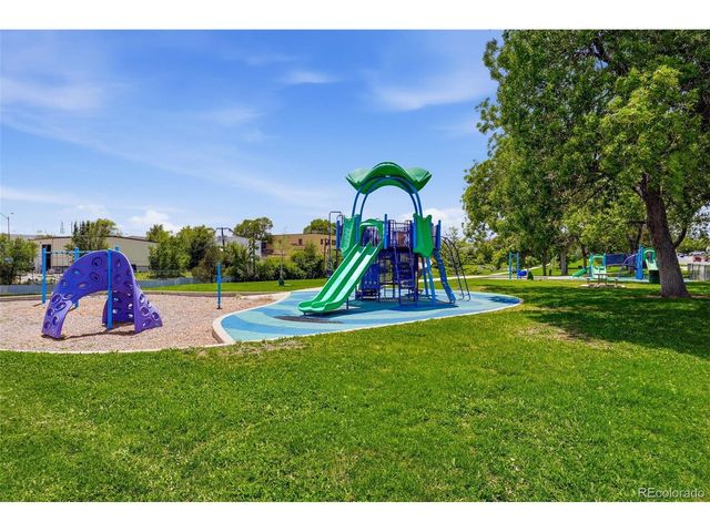 2245 W Vassar Ave, Englewood, CO 80110