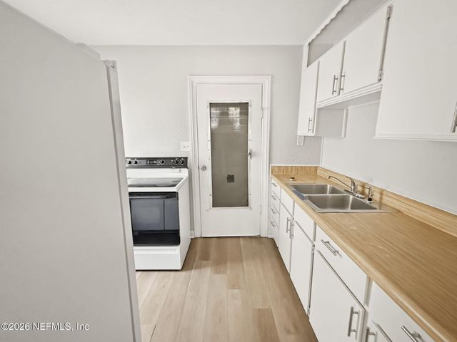 4515 SPRING GLEN Road, Jacksonville, FL 32207