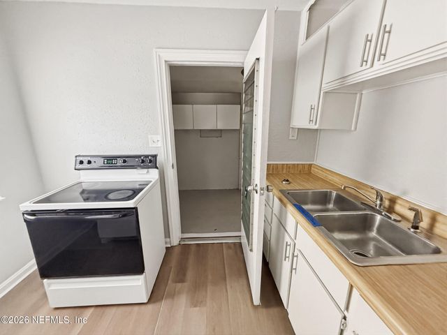 4515 SPRING GLEN Road, Jacksonville, FL 32207