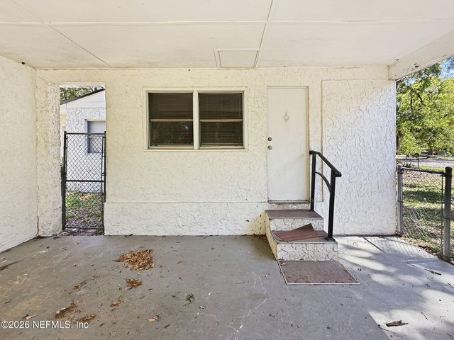 4515 SPRING GLEN Road, Jacksonville, FL 32207