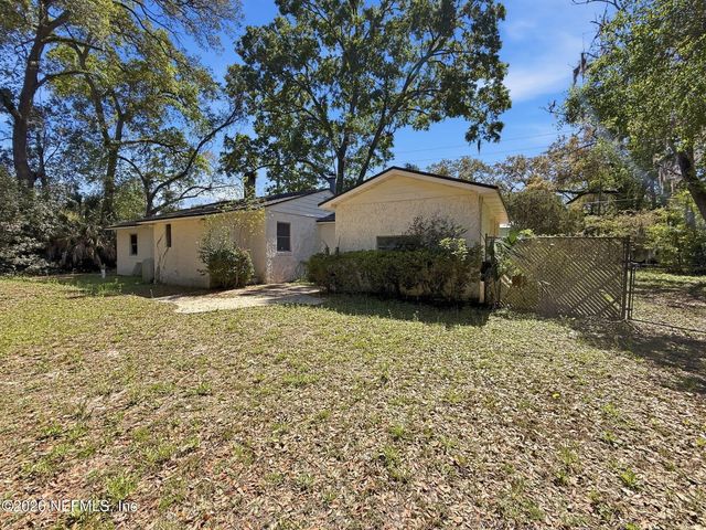 4515 SPRING GLEN Road, Jacksonville, FL 32207