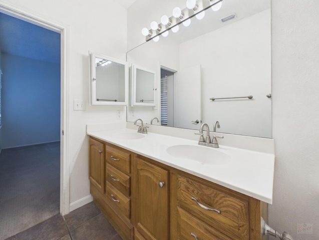 712 W 21st ST 304, Austin, TX 78705