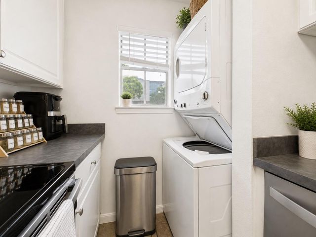 712 W 21st ST 304, Austin, TX 78705