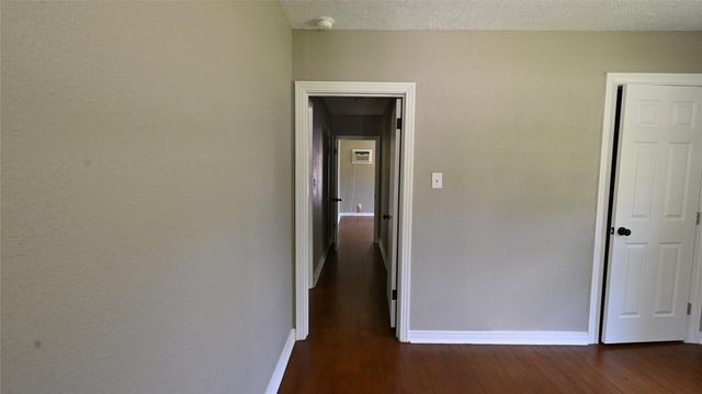 701 Clay Street, Cleveland, TX 77327