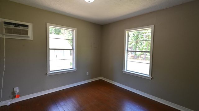 701 Clay Street, Cleveland, TX 77327