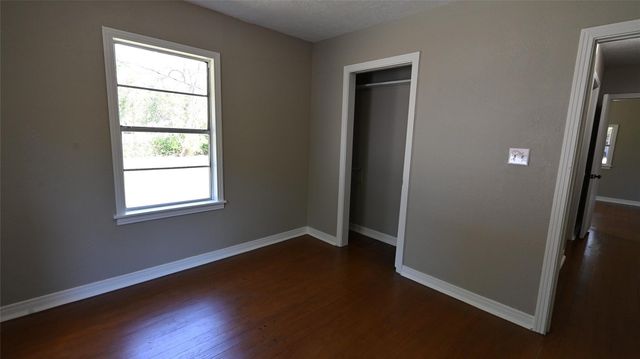 701 Clay Street, Cleveland, TX 77327