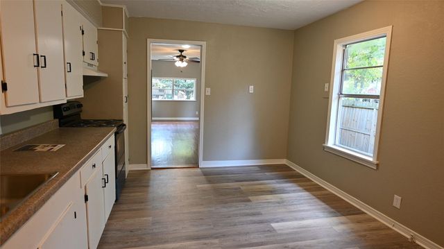 701 Clay Street, Cleveland, TX 77327
