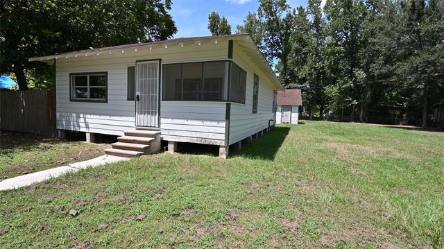 701 Clay Street, Cleveland, TX 77327