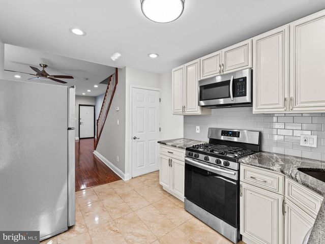 3026 W HARPER ST, Philadelphia, PA 19130