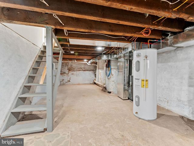 3026 W HARPER ST, Philadelphia, PA 19130