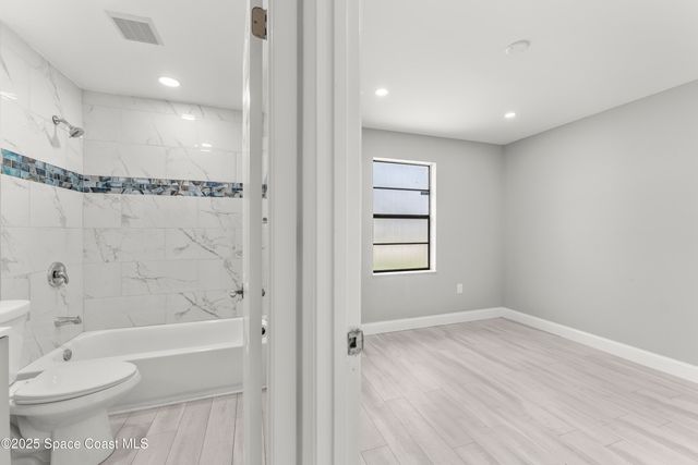 2747 Emerson Drive SE, Palm Bay, FL 32909