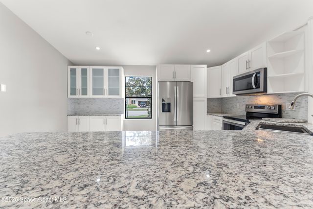 2747 Emerson Drive SE, Palm Bay, FL 32909