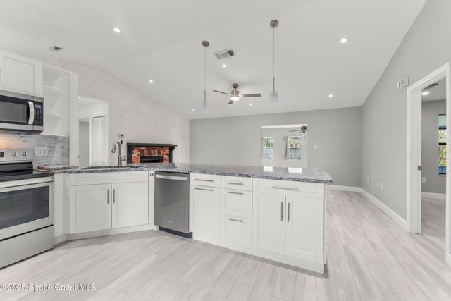 2747 Emerson Drive SE, Palm Bay, FL 32909