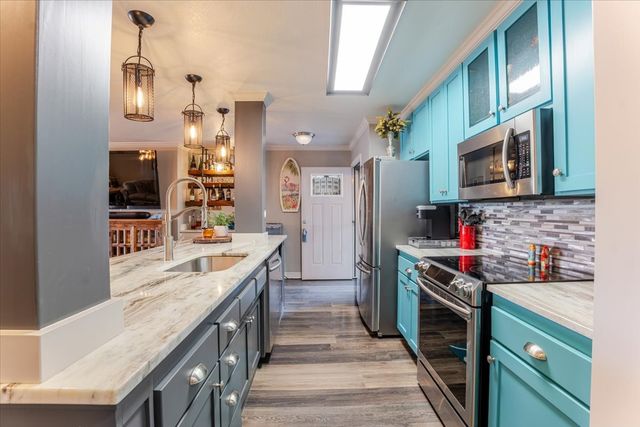 2002 Mockingbird Bend B-8, Possum Kingdom Lake, TX 76449