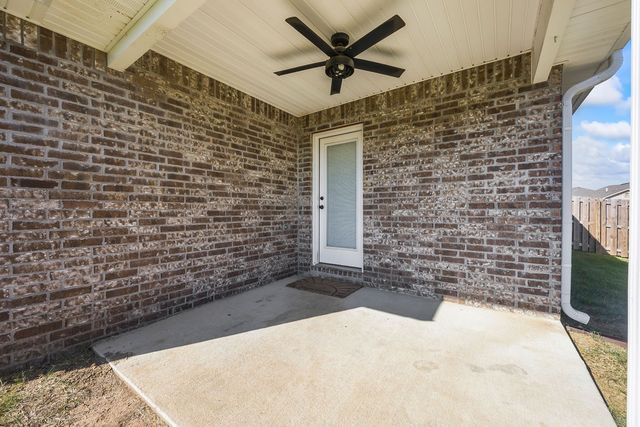 6100 Hoover Street, Bentonville, AR 72713