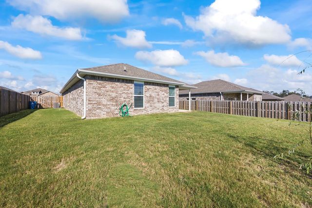 6100 Hoover Street, Bentonville, AR 72713
