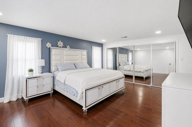 56 Dondi Rd, Brockton, MA 02302