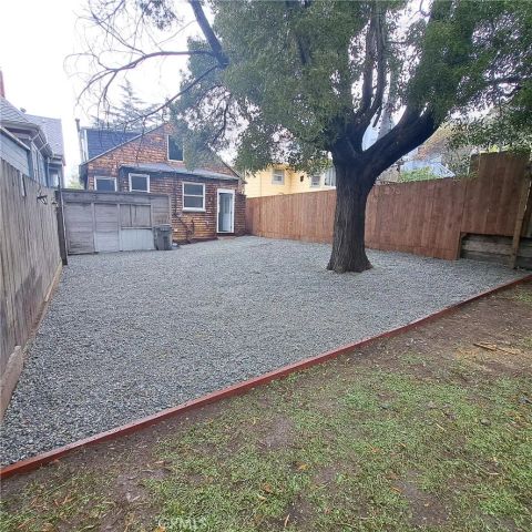 3520 Harrison Street, Oakland, CA 94611