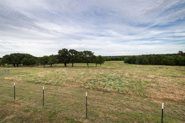 493 Browning Road, Bellevue, TX 76228