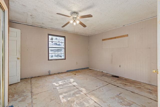 18 COUNTY ROAD 252 RD, Glen, MS 38846