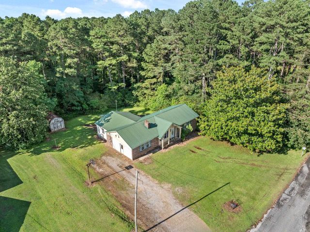 18 COUNTY ROAD 252 RD, Glen, MS 38846