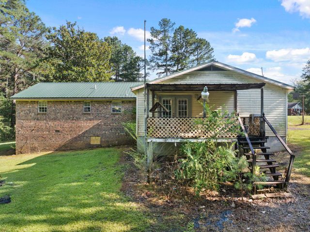 18 COUNTY ROAD 252 RD, Glen, MS 38846